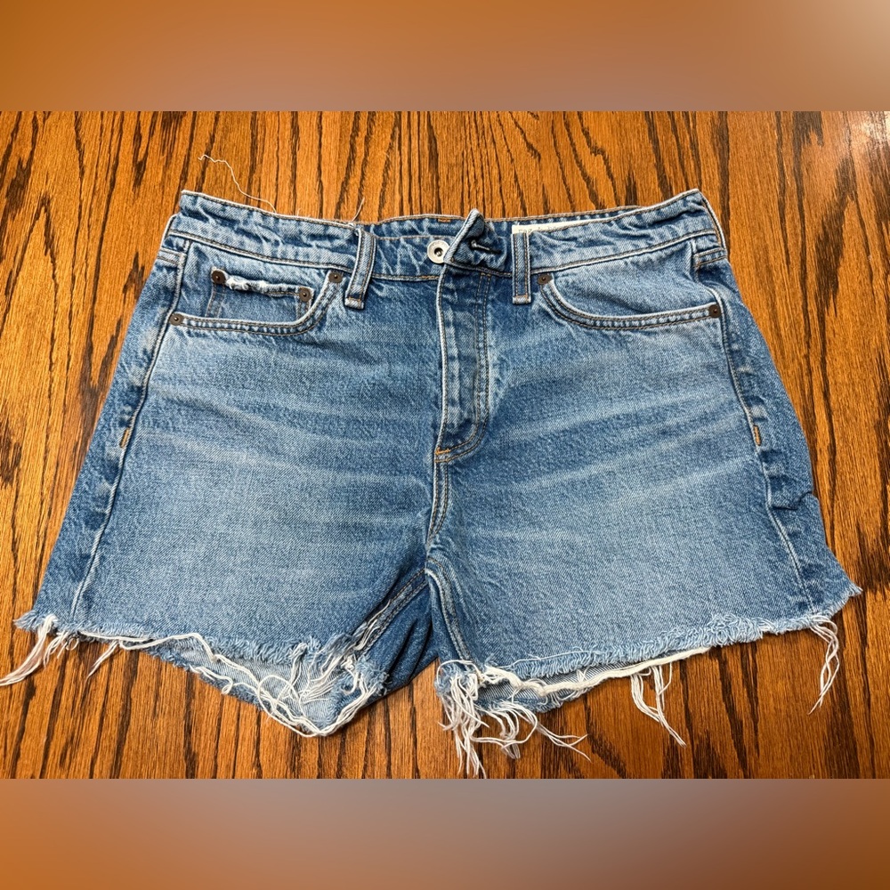 Rag & Bone Dre Low Rise Denim Shorts Size 27 Medium Wash Frayed Hem Designer